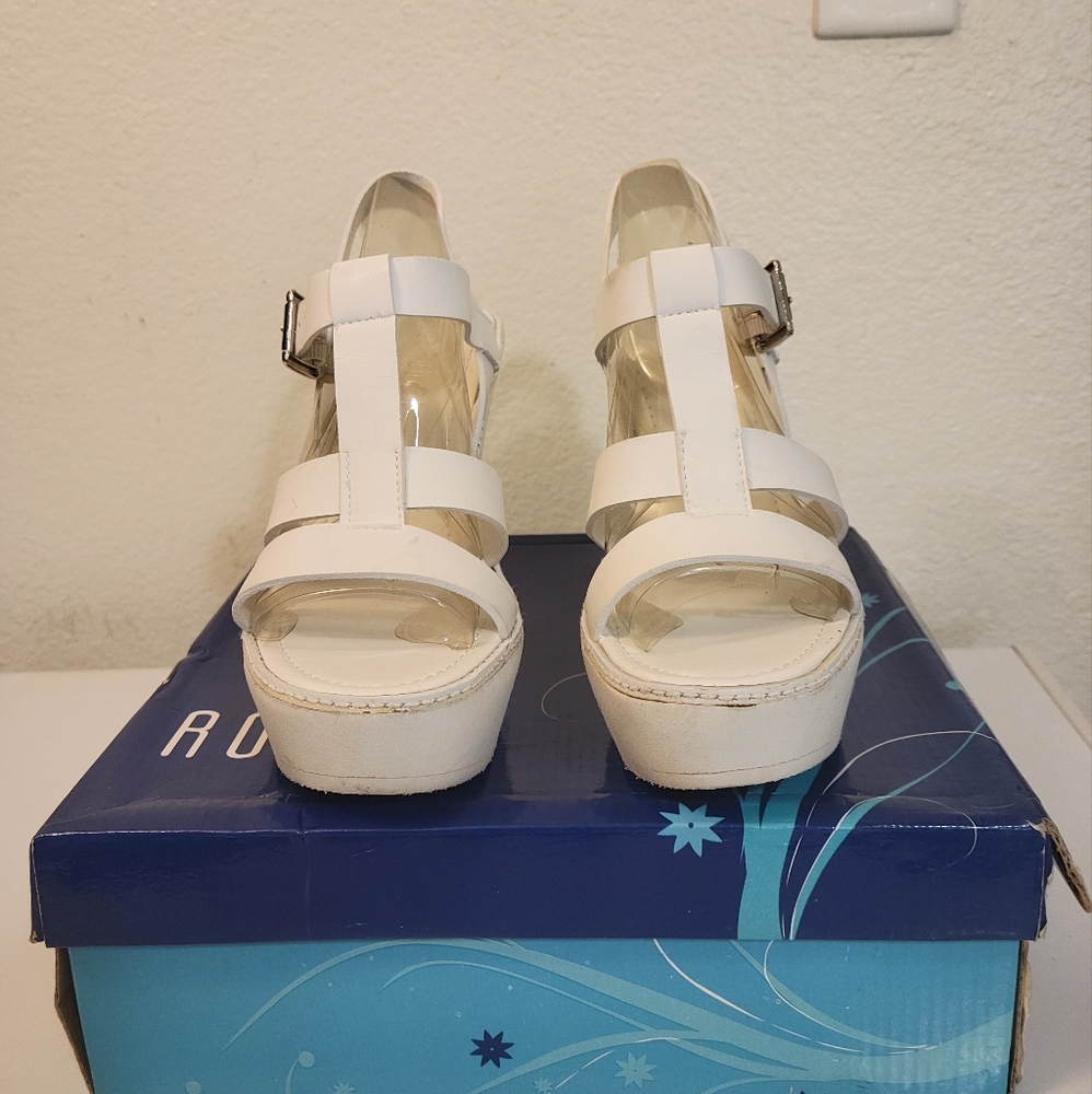 White wedges